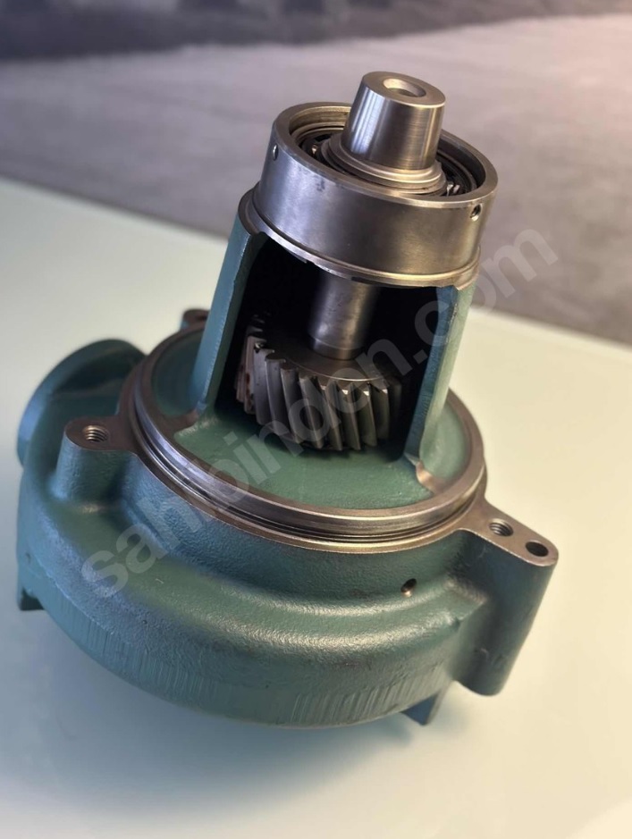 Volvo Penta 8149980 Water Pump TAMD 162-165 A-B-C-P - Görsel 3