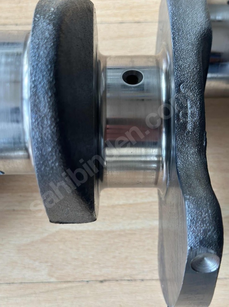 (2.EL)Volvo Penta 24427376 Crankshaft - Görsel 3