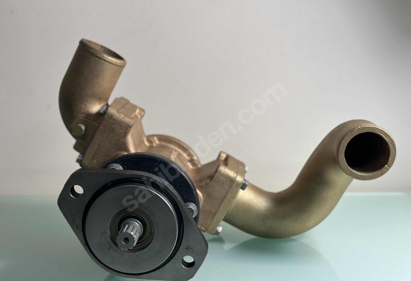 (2.EL)John Deere Marine 6135SFM75 Cooling Saewater Pump RE530872 - Görsel 5