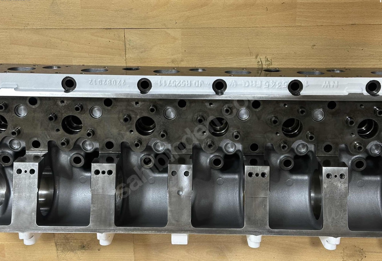 (2.EL)John Deere Marine JD525711 JD520563 13.5L Orjinal Cylinder Head - Görsel 3